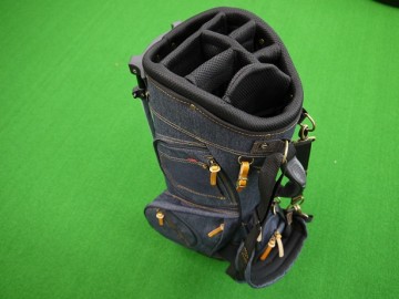 ラヘラゴルフのオシャレなデニム生地のキャディバッグが入荷しました 