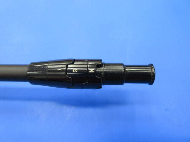 中古 VANQUISH 3 (R) (キャロウェイ用スリーブ)シャフト ゴルフ用品