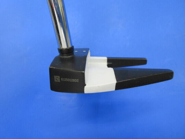 中古 VERSA #7 BLACK(ヴァーチカル)パター ゴルフ用品