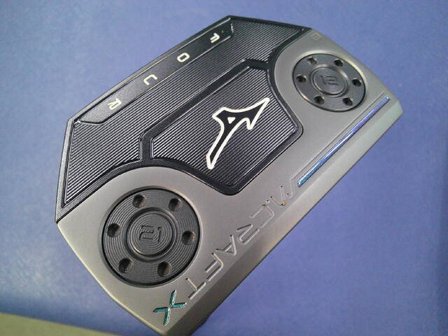 Mizuno パター