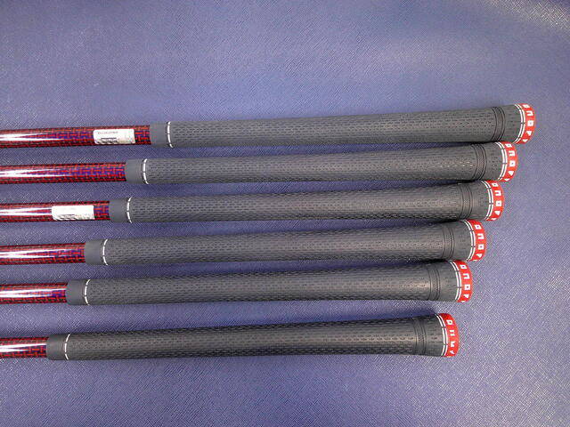 中古 ONOFF AKA (2020) 6本アイアンセット ゴルフ用品