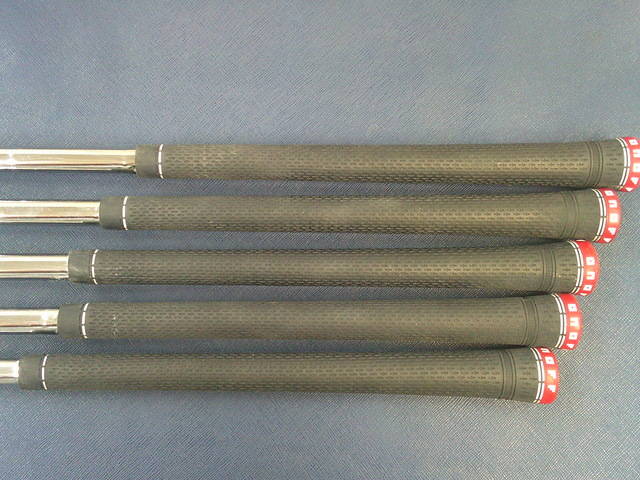 中古 ONOFF AKA (2020) 5本アイアンセット ゴルフ用品