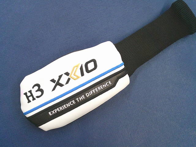 中古 XXIO (2022) レッド H3(18°)ユーティリティ ゴルフ用品