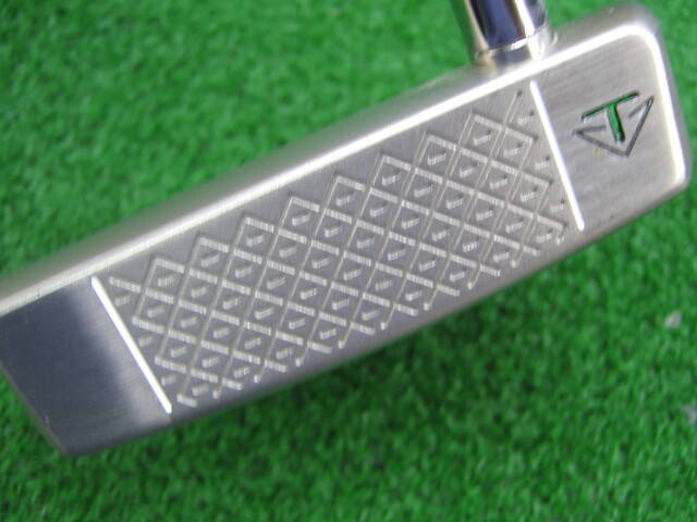 ODYSSEY パター TOULON DESIGN MEMPHIS