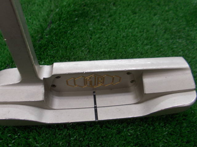 中古 MC-9 LN ホワイトニッケル カッパーパター ゴルフ用品