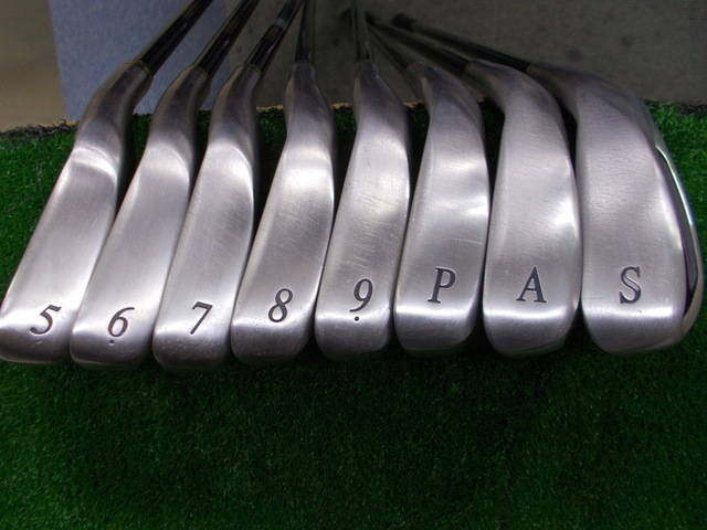 中古 XXIO PRIME (2013)  8本アイアンセット ゴルフ用品