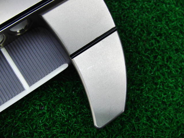 中古 CAMERON & CROWN FUTURA X5Rパター ゴルフ用品