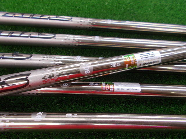 中古 ONOFF LABOSPEC RB-247G 6本アイアンセット ゴルフ用品