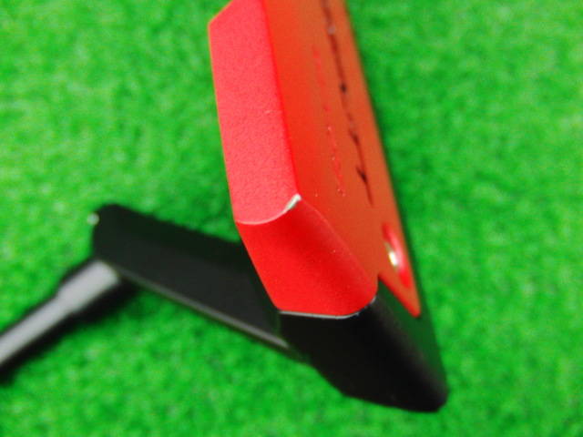 中古 CROSSPUTT RED BLACK LABELパター ゴルフ用品