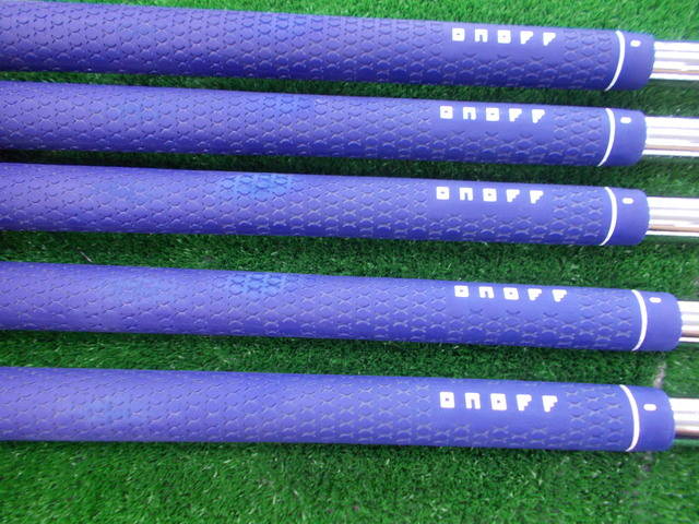 中古 ONOFF LABOSPEC RB-247K  5本アイアンセット ゴルフ用品