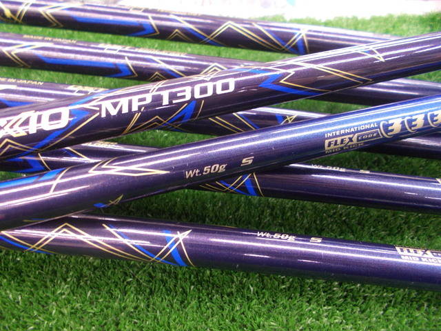 中古 XXIO (2024) ネイビー  7本アイアンセット ゴルフ用品