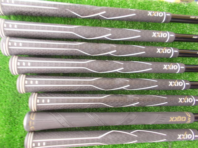 中古 XXIO (2012)  8本アイアンセット ゴルフ用品