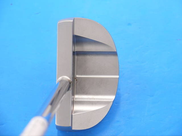 Muziik パター On The Screw 7122 MILLED センターシャフト