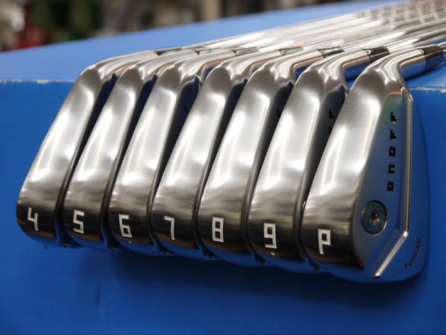 GLOBERIDE アイアンセット ONOFF FORGED KURO (2022)  7本