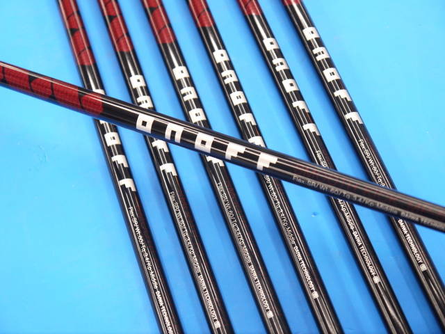 中古 ONOFF AKA (2022) 7本アイアンセット ゴルフ用品