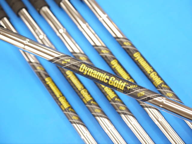 中古 AERMET ACE ブラックボロン 6本アイアンセット ゴルフ用品