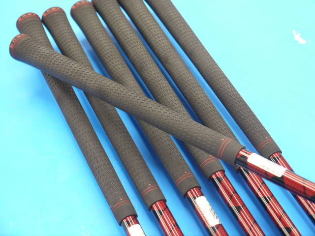 中古 ONOFF AKA (2022) 7本アイアンセット ゴルフ用品
