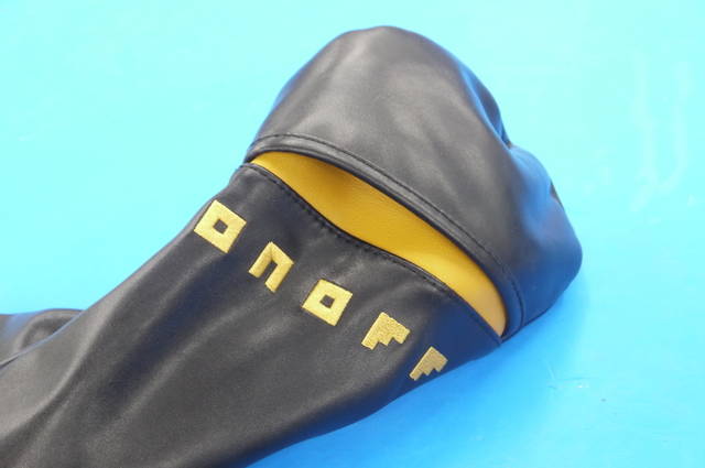 中古 ONOFF KURO (2022) 9.5°ドライバー ゴルフ用品