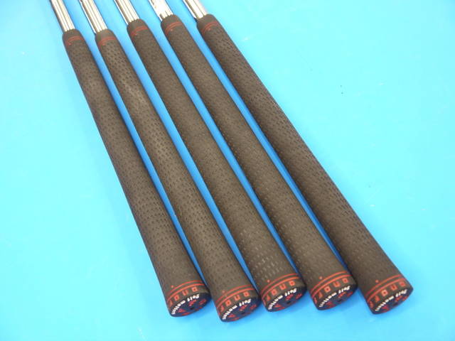 中古 ONOFF FORGED KURO (2024)  5本アイアンセット ゴルフ用品