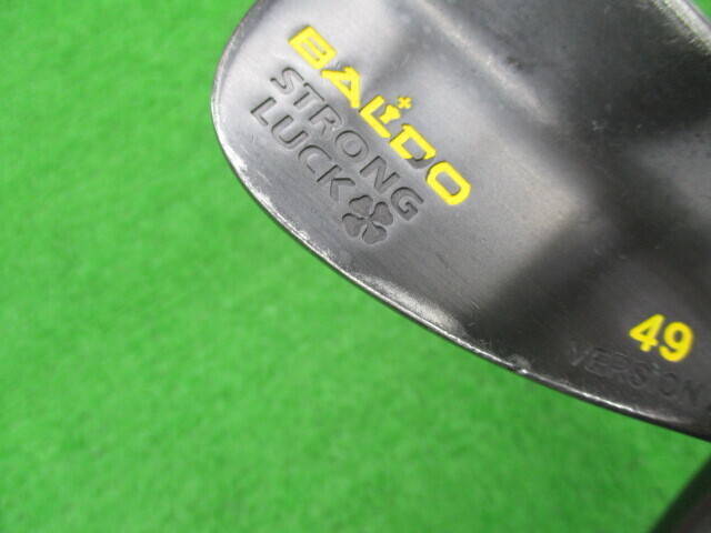 中古 STRONG LUCK VERSION 2 49゜ウェッジ ゴルフ用品