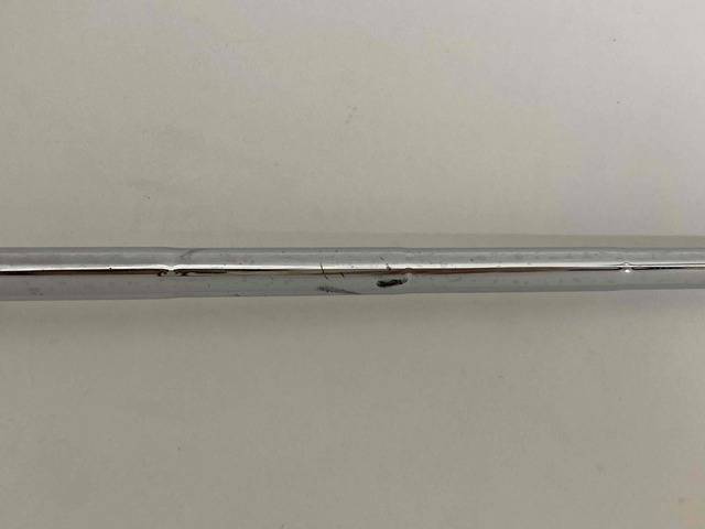 中古 VERSA #7 WHITE(ヴァーチカル)パター ゴルフ用品