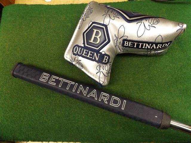 中古 BETTINARDI QUEEN B #7 (2025) クレッセントパター ゴルフ用品