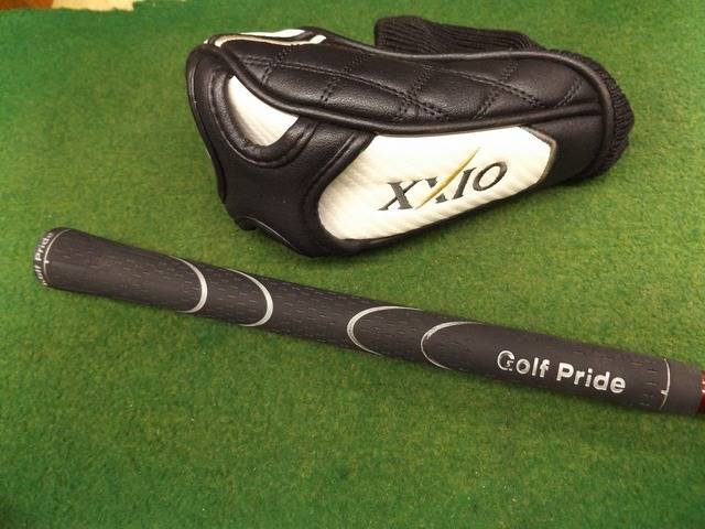 中古 XXIO (2018) レッド H5(23゜)ユーティリティ ゴルフ用品