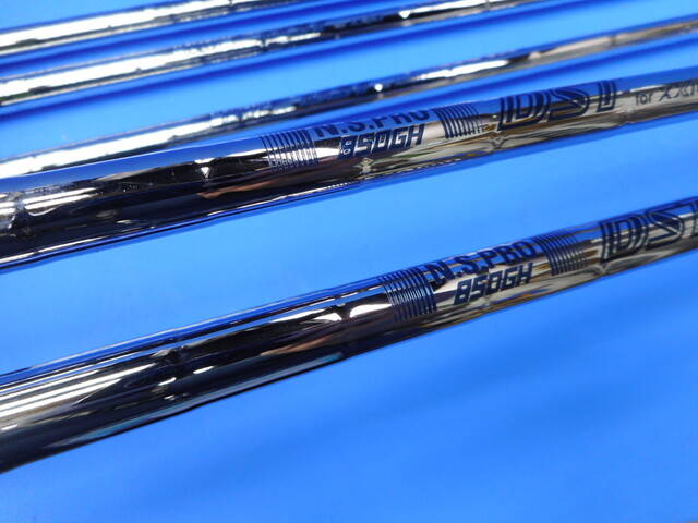 中古 XXIO (2024) ネイビー  5本アイアンセット ゴルフ用品