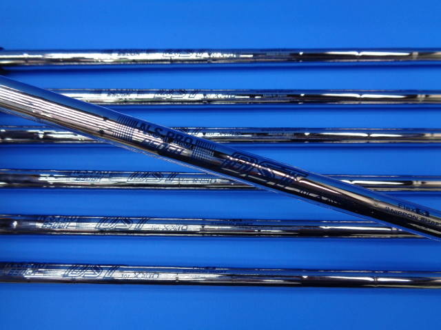中古 XXIO (2024) ネイビー 7本アイアンセット ゴルフ用品
