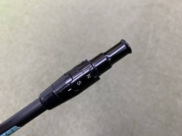 三菱 CHEMICAL シャフト VANQUISH 4 (R) (キャロウェイ用スリーブ)