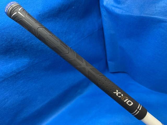 中古 XXIO (2022) ネイビー H3(18°)ユーティリティ ゴルフ用品