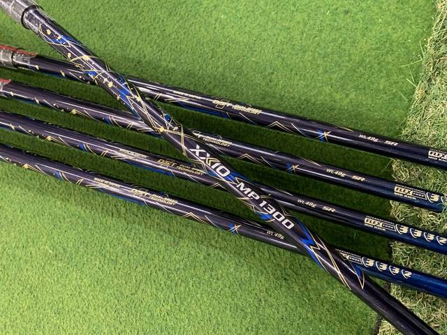 中古 XXIO (2024) ネイビー  5本アイアンセット ゴルフ用品