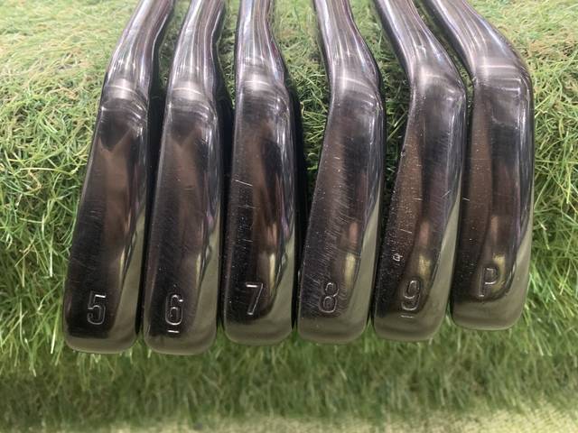 中古 X FORGED STAR (2024) BLACK  6本アイアンセット ゴルフ用品