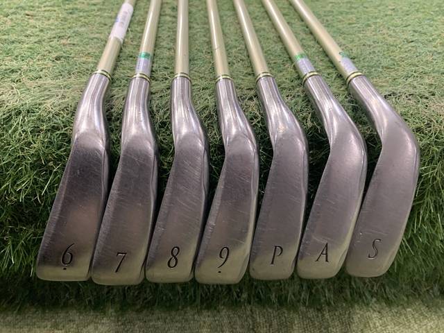 中古 XXIO PRIME (2015)  7本アイアンセット ゴルフ用品