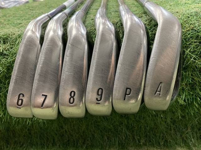中古 XXIO (2016)  6本アイアンセット ゴルフ用品