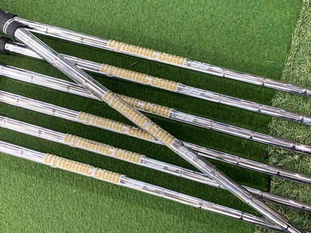 中古 XXIO (2024) X-eks- 7本アイアンセット ゴルフ用品