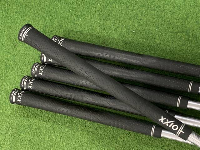 中古 XXIO FORGED (2015) 6本アイアンセット ゴルフ用品