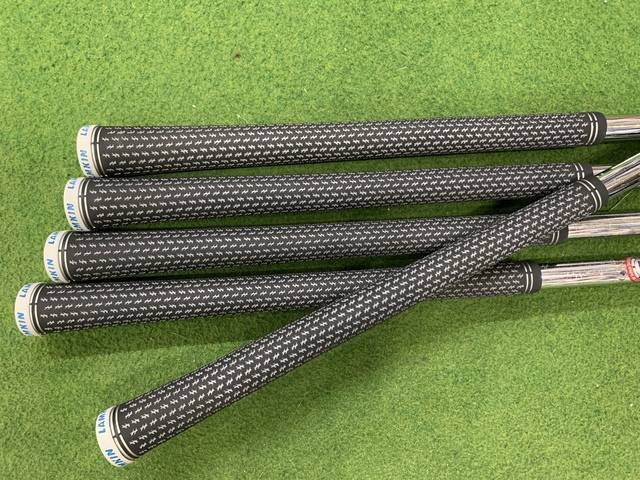 中古 SIM2 MAX 5本アイアンセット ゴルフ用品