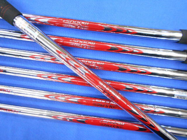中古 ONOFF FORGED KURO (2022)  7本アイアンセット ゴルフ用品
