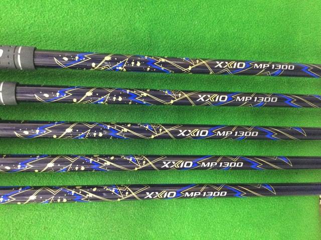 中古 XXIO (2024) ネイビー  5本アイアンセット ゴルフ用品