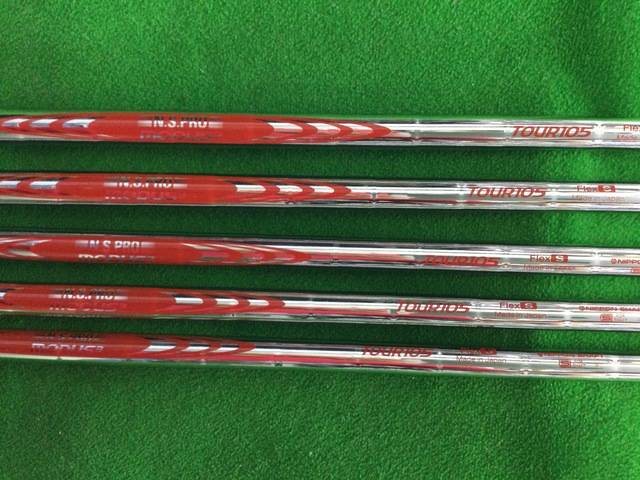 中古 ONOFF FORGED KURO (2020) 5本アイアンセット ゴルフ用品