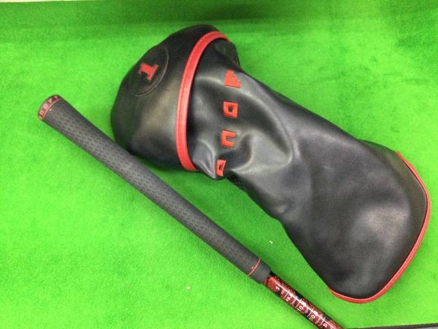 中古 ONOFF AKA (2024) 10.5°ドライバー ゴルフ用品