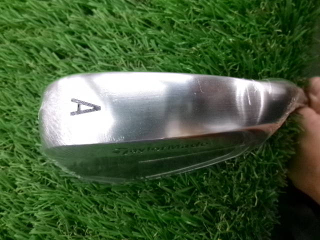 TaylorMade ウェッジ Qi AW