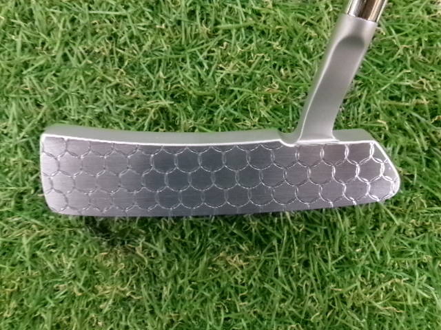 Muziik パター On The Screw 6121 MILLED ショートスラントネック