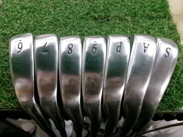 DUNLOP アイアンセット XXIO (2018) ネイビー  7本