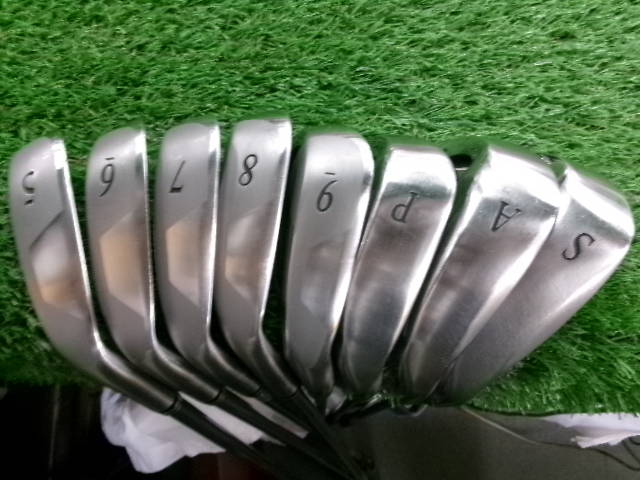 DUNLOP アイアンセット XXIO (2012)  8本