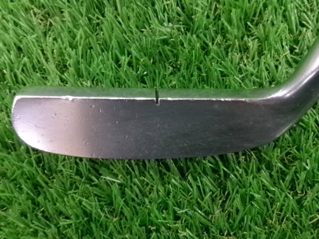 Wilson パター 8813