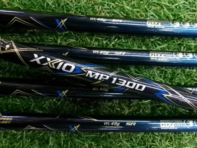 中古 XXIO (2024) ネイビー 5本アイアンセット ゴルフ用品