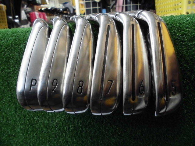 TaylorMade アイアンセット
