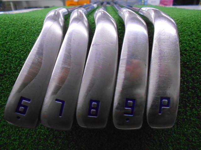 GLOBERIDE アイアンセット ONOFF AKA (2020)  5本